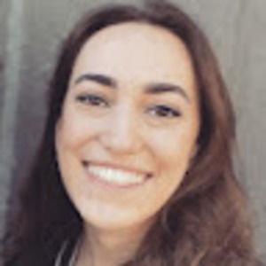 Meet your Posher, Claudia